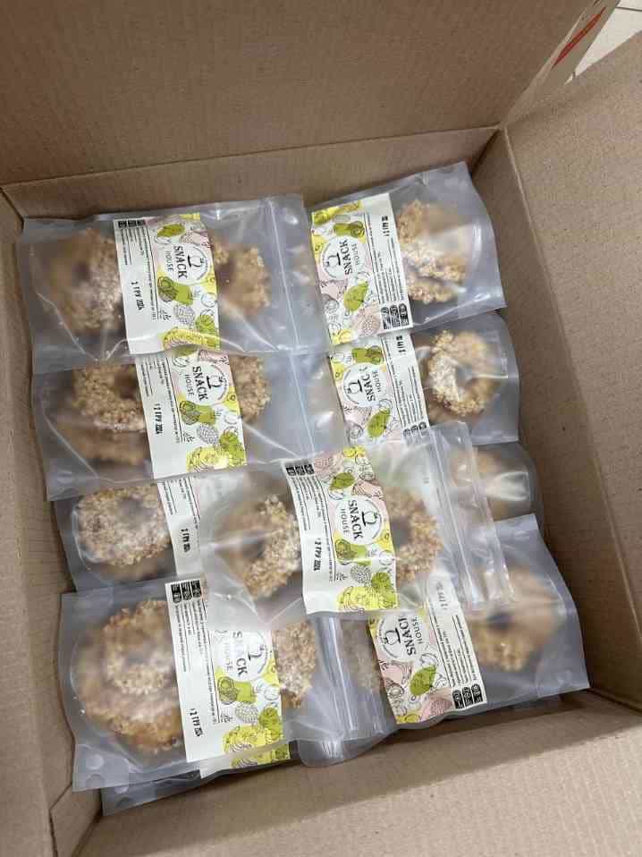 Замовлення на корпоративні подарункові бокси від снекхаус