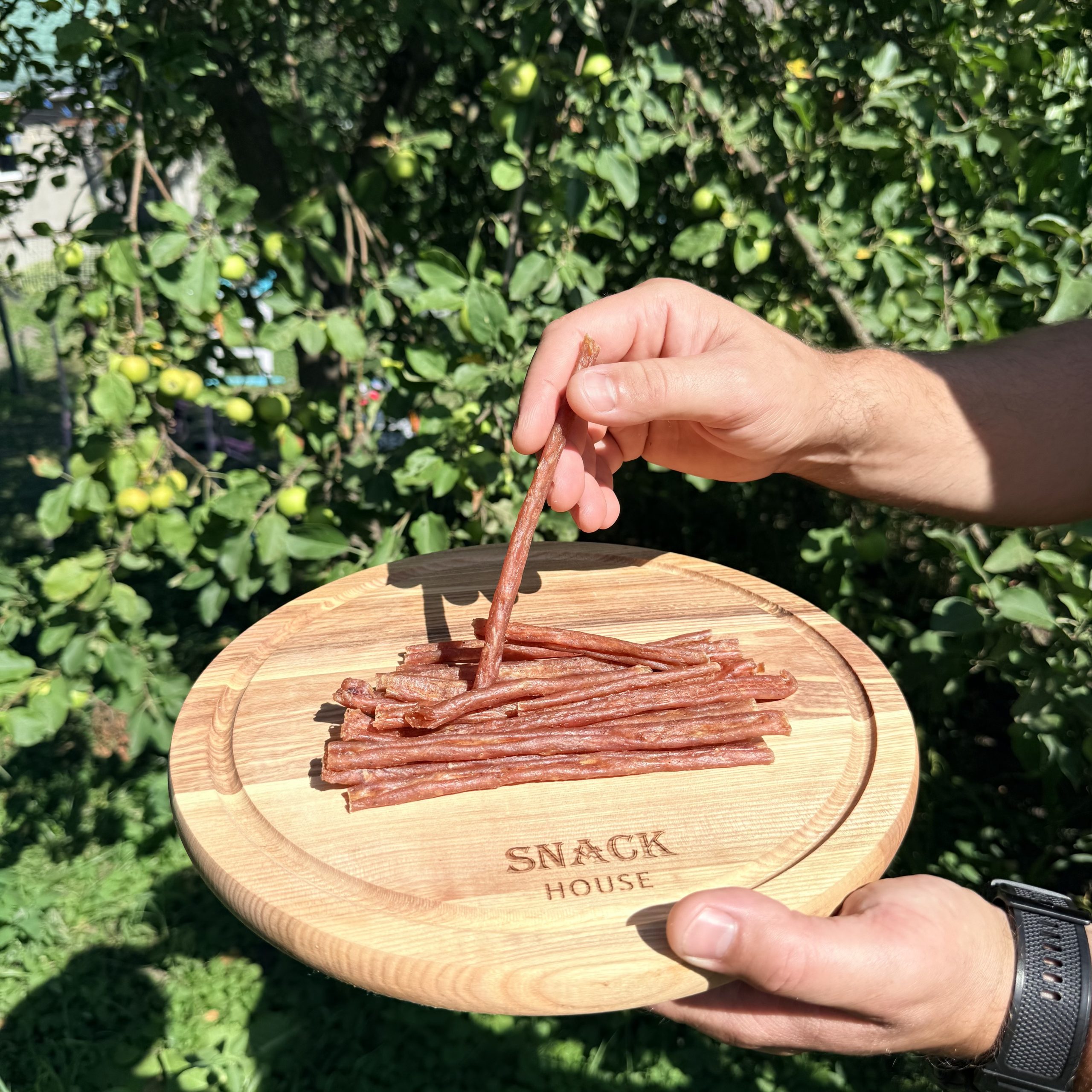Курячі ковбаски з часником